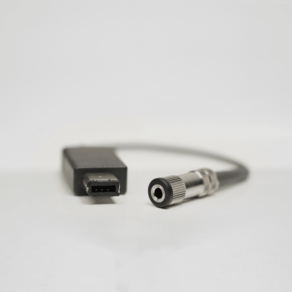 Connector 3,5 plug to USB plug / Firewire Derma Medical 3-Mini - Ecuri Cosmetics